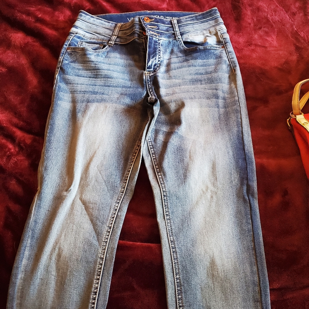 Jeans - Picture 3 of 3